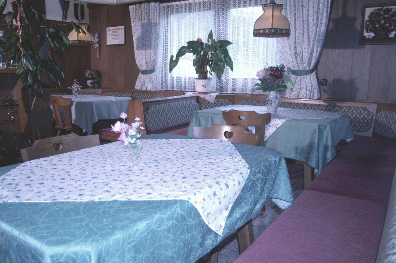 Privatpension Gosaukammblick エクステリア 写真